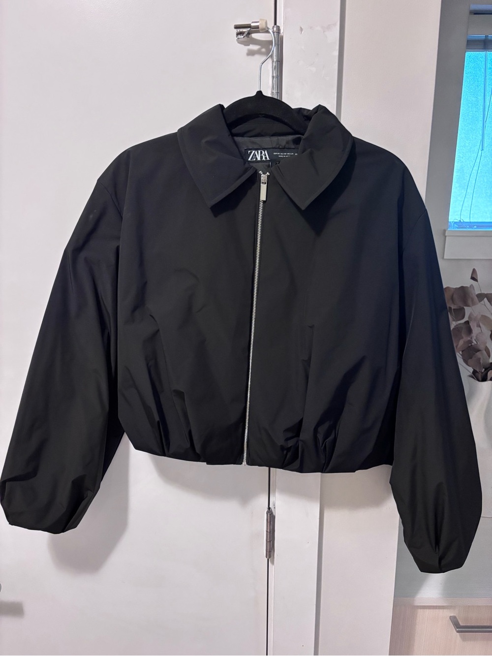 Zara Black Cropped Bomber Jacket with Zip